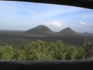 Glasshouse Mountains (61K)