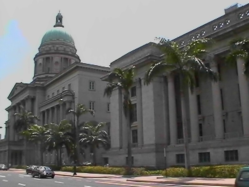 Singapore City Hall, next is Suntec Fountain