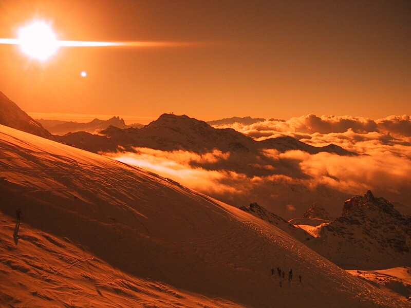 Piest Thru Sunnies, next is Val Thorens Cheers