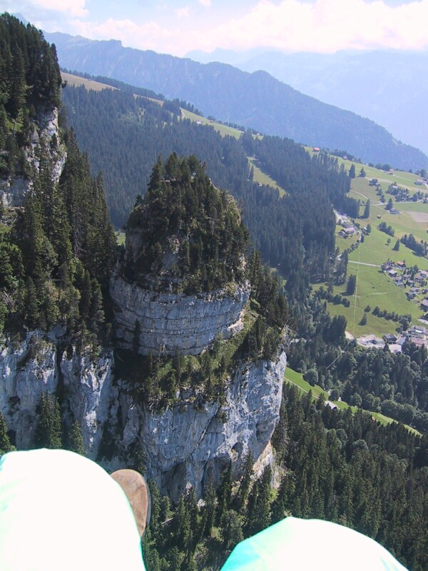 Intelaken Paragliding, next is Paragliding Rob