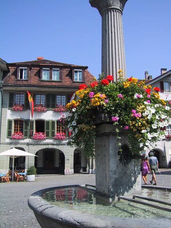 Thun Fountain, next is Thun Castle