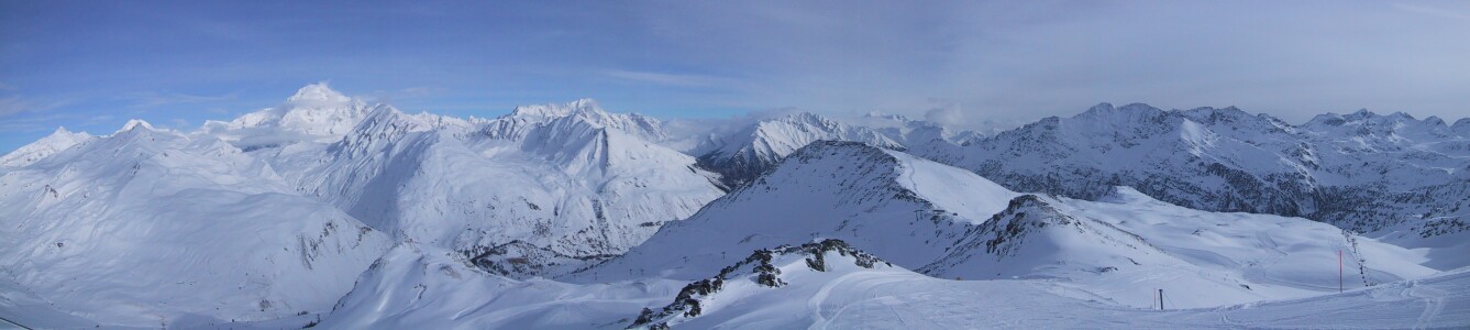 La Thile Panorama, next is Fresh Tracks