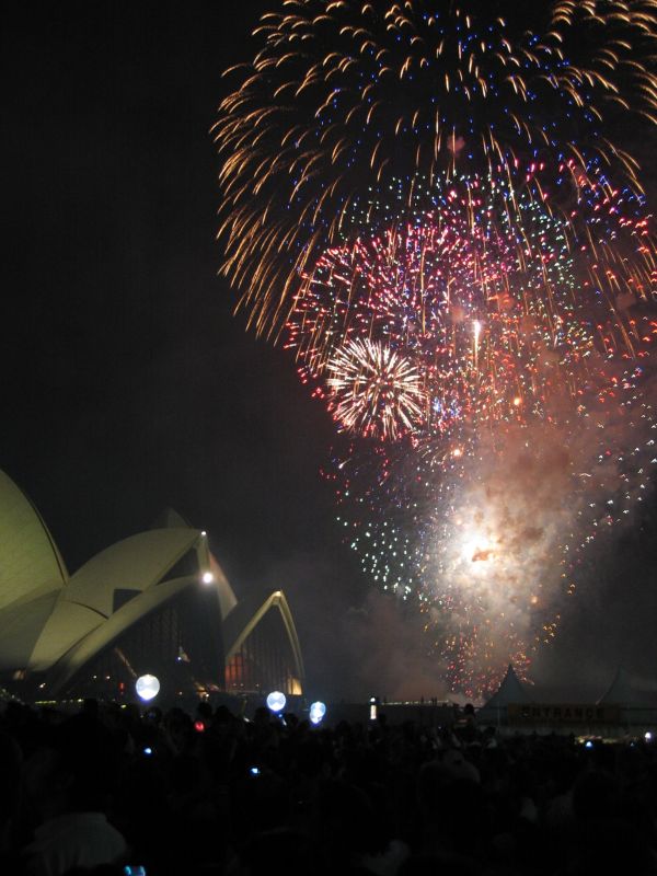 Sydney NYE '03 Fireworks, next is Sydney NYE '03 Fireworks