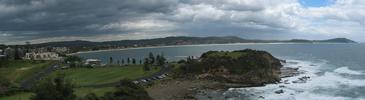 Cloudy Terrigal Panorama (56K)